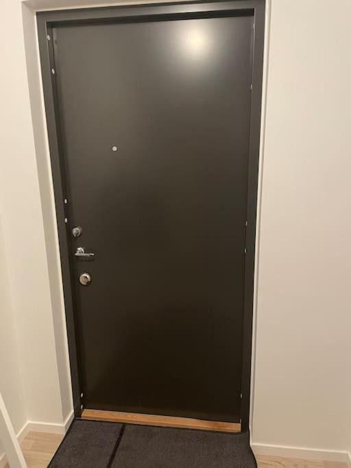 Apartment Newly Built Bright Apartment, Close To Everything If Want To Visit Stockholm, Will Find The Perfect Here! Ferry Line 80 Makes It Very Convenient And Easy To Get To The Center *
