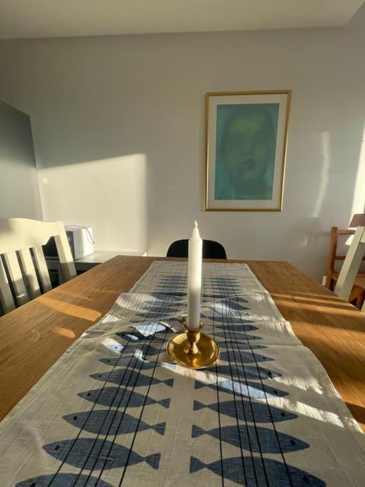 Newly Built Bright Apartment, Close To Everything If Want To Visit Stockholm, Will Find The Perfect Here! Ferry Line 80 Makes It Very Convenient And Easy To Get To The Center * Nacka