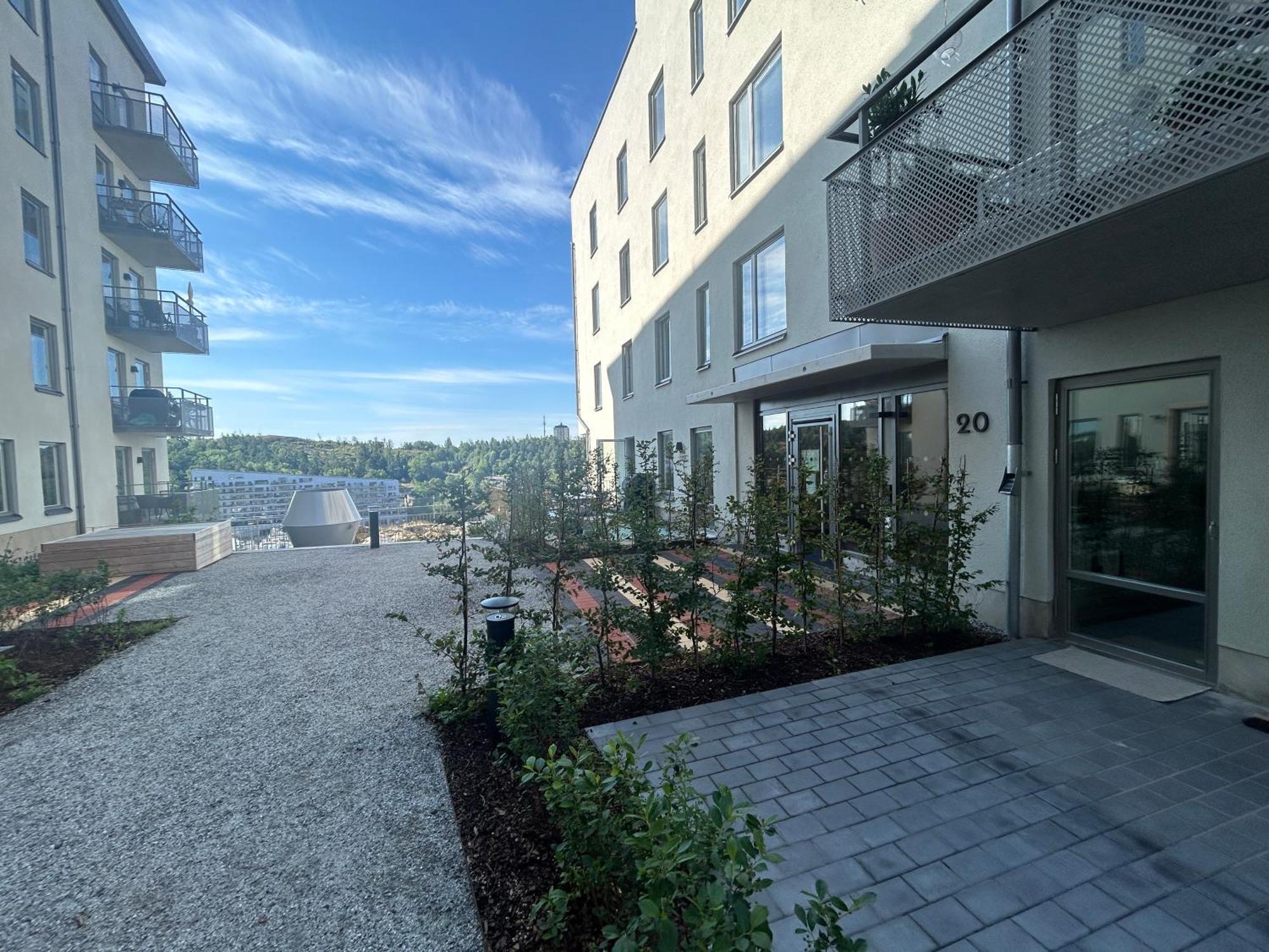 Apartment Newly Built Bright Apartment, Close To Everything If Want To Visit Stockholm, Will Find The Perfect Here! Ferry Line 80 Makes It Very Convenient And Easy To Get To The Center Nacka